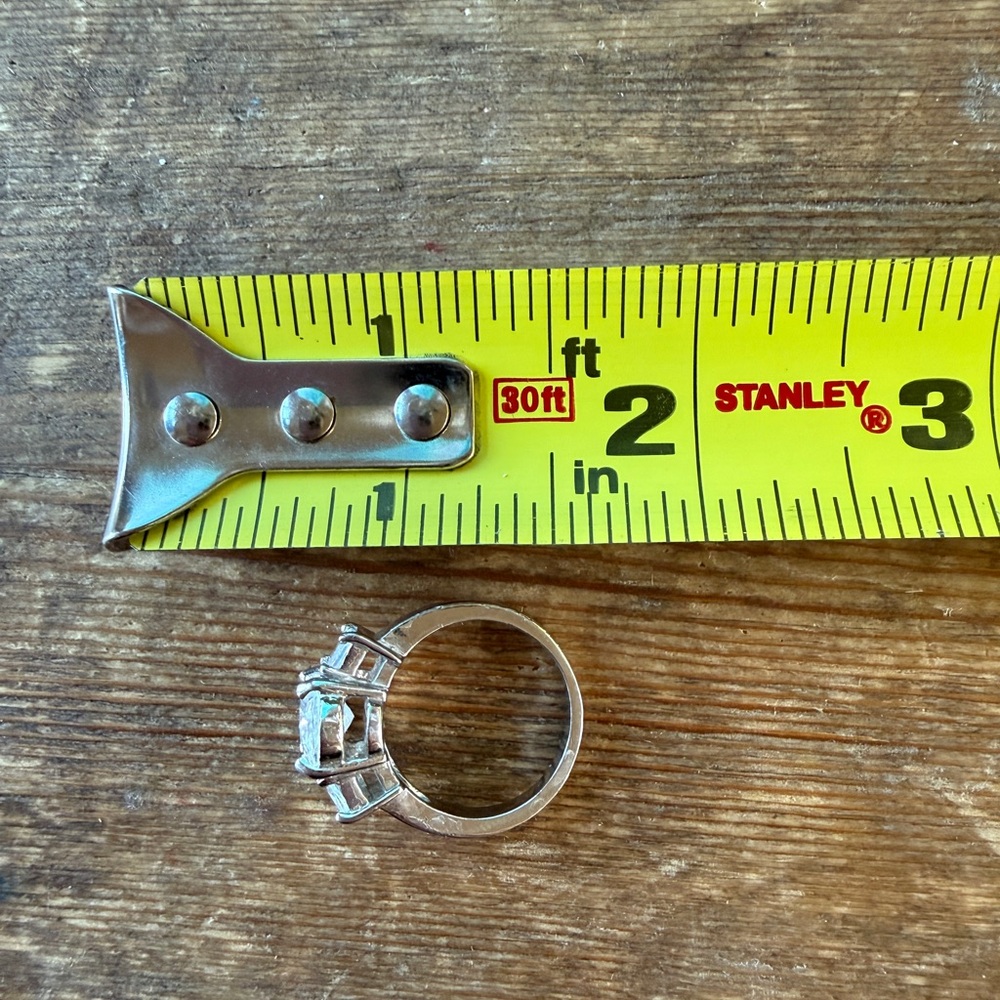 Engagement Ring - Picture 4 of 5
